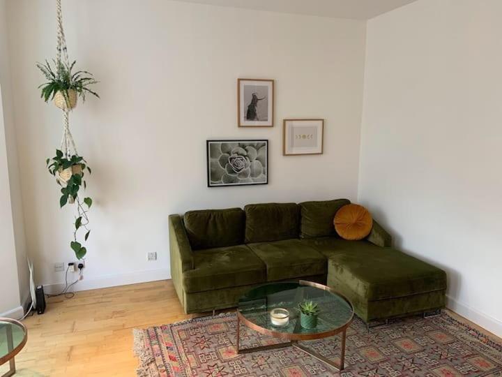 Lovely Spacious 1-Bedroom Flat In Tufnell Park Close To Central Londýn Exteriér fotografie